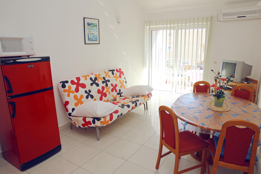 Apartmani Ukalovic Zadar Exterior foto